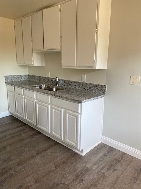 Foto del edificio - 936 N Washington Pl