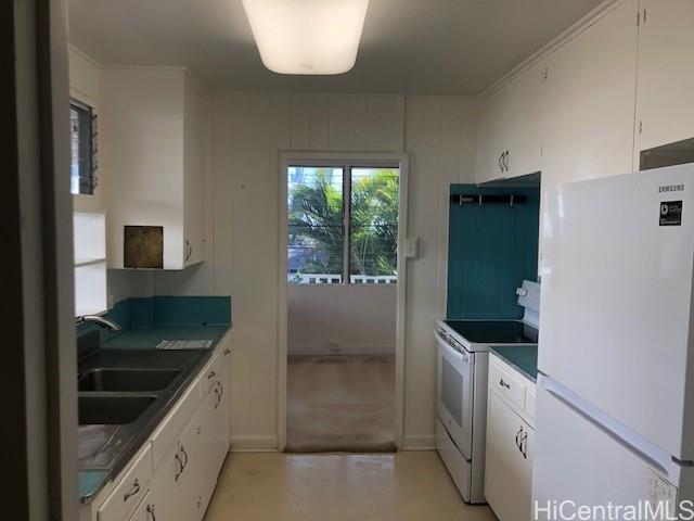 Building Photo - 99-452-452 Fernridge Pl
