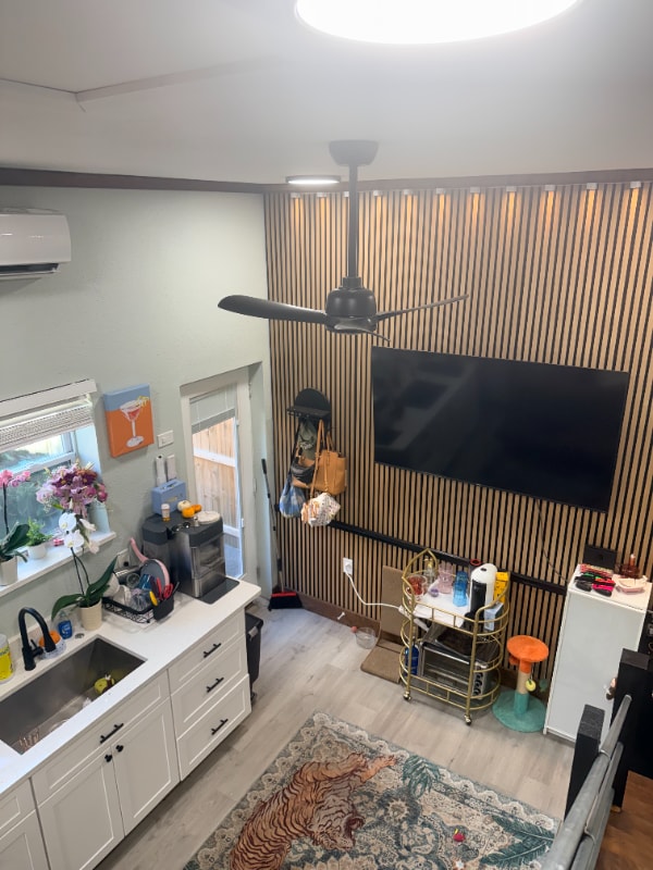 Building Photo - 2616 S Crystal Lake Dr