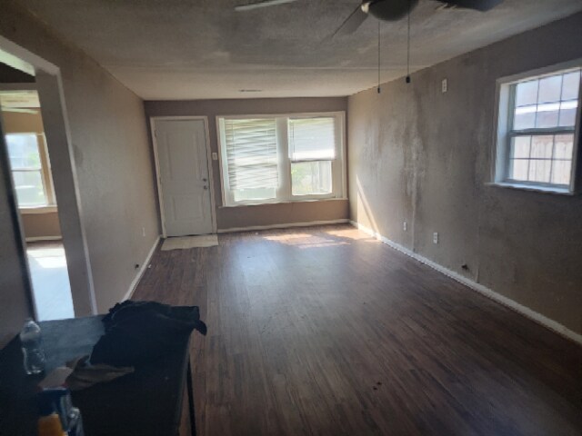 Living room - 7738 McLean St