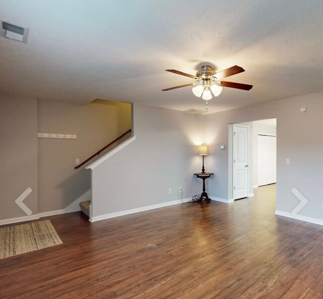 Photo - 102 Glen Valley Cir Townhome