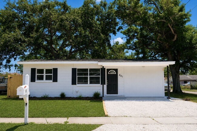 Foto del edificio - 3 Bedroom, 1 Bathroom Home for Rent in Largo!