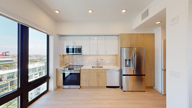 Interior Photo - 101 N Meridian