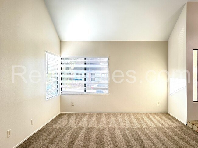 Foto del edificio - 13322 Thunderhead St
