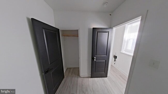 Foto del edificio - 3331 N Howard St