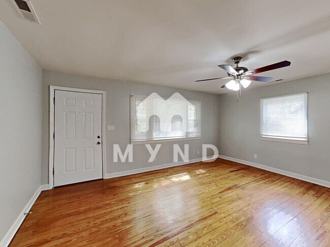 Foto del edificio - 12822 Hamilton Rd