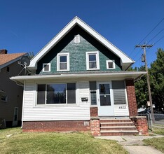Building Photo - 4459 N Haven Ave