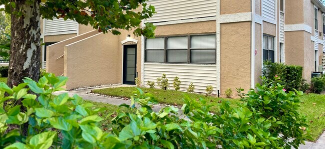 Building Photo - 3166 S Semoran Blvd