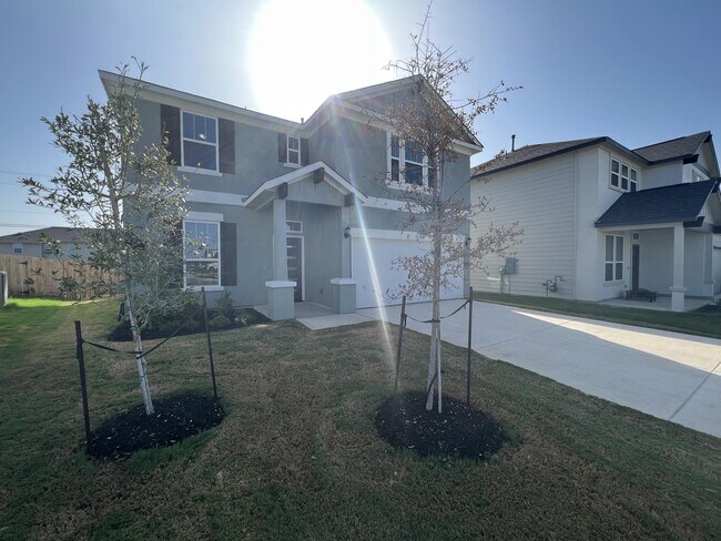 Foto del edificio - 16630 Daylight Ln