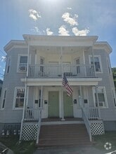 Building Photo - 66 Pilling St