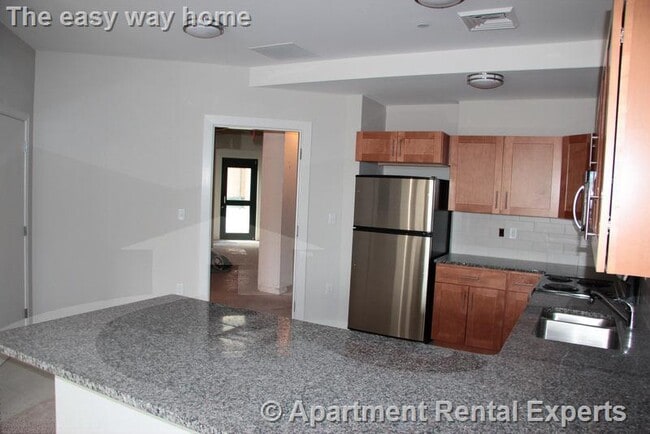 Photo - 632 Massachusetts Ave Apartment