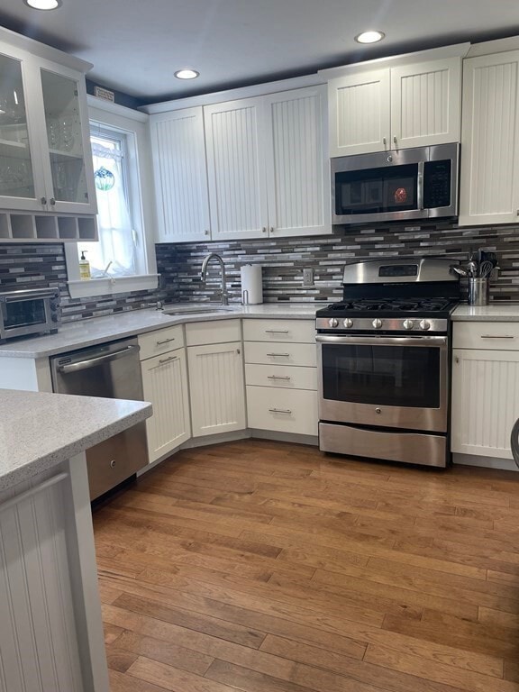 Foto del edificio - 128 Colonial Rd