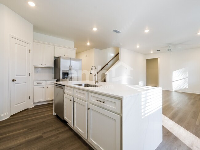 Foto del edificio - 1479 Aquamarine Dr