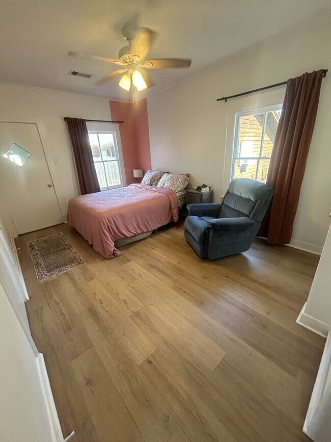 Foto del edificio - 5306 Avenue P 1/2