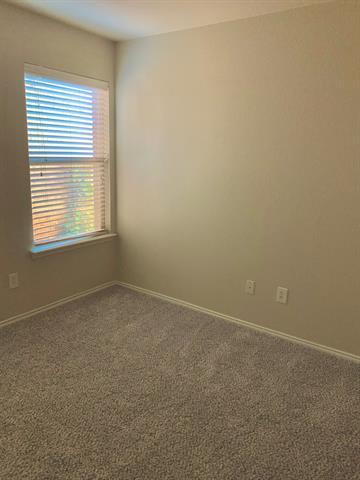 Foto del edificio - 1030 Shepard Ln