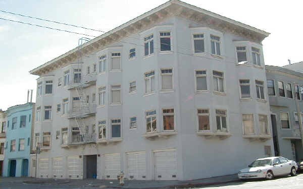 Building Photo - 17 Ashbury St