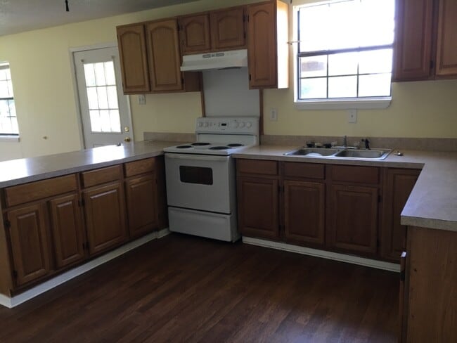 Building Photo - 4059 Co Rd 3221