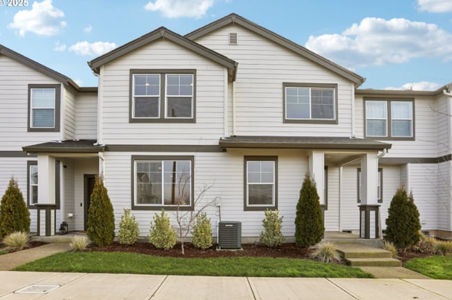 Modern 3BD | 2.5BA Townhome | Beaverton Living at Its Best - Modern 3BD | 2.5BA Townhome | Beaverton Living at Its Best