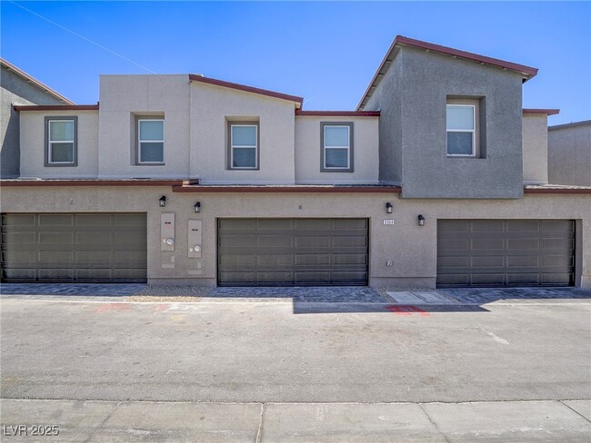 Building Photo - 9364 Serene Hbr St