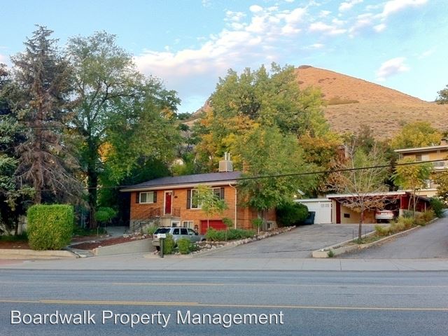 Foto principal - 1955 S Foothill Dr