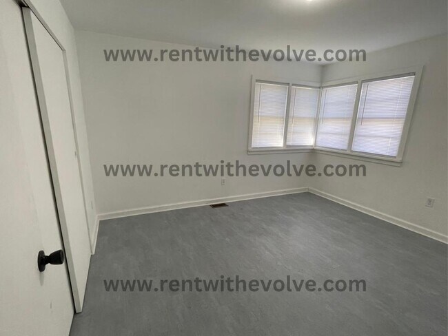 Foto del edificio - 758 Beeson Dr