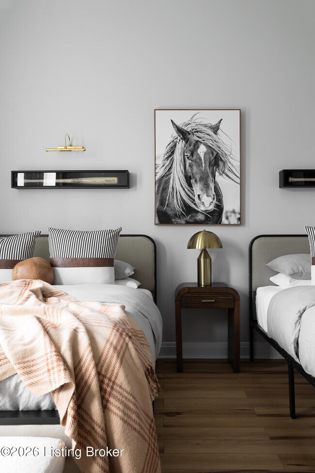 Foto del edificio - 1110 Logan St