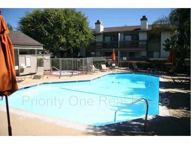 Building Photo - 8340 Via Sonoma