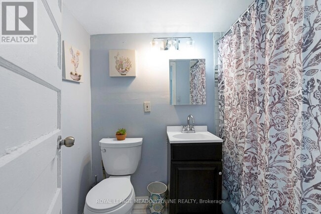 Photo du bâtiment - 1259 Davenport Rd