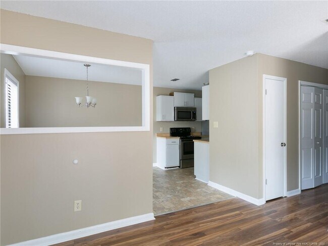 Foto del edificio - 630 Mosswood Ln