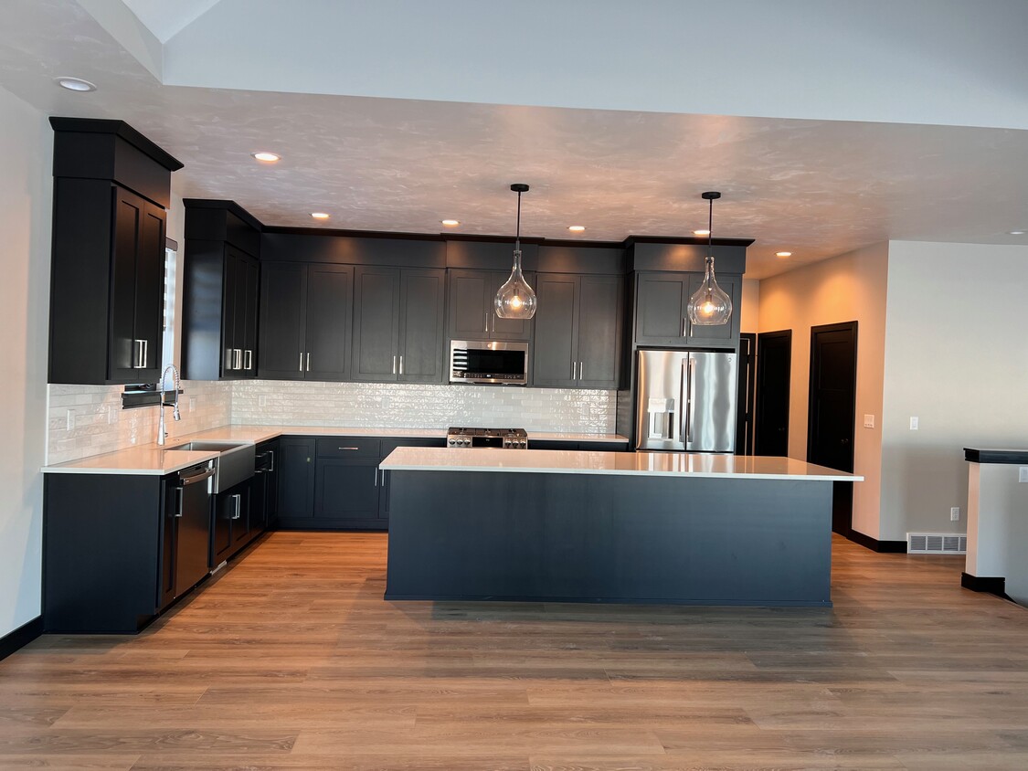 Foto principal - 2559 Farmington Way