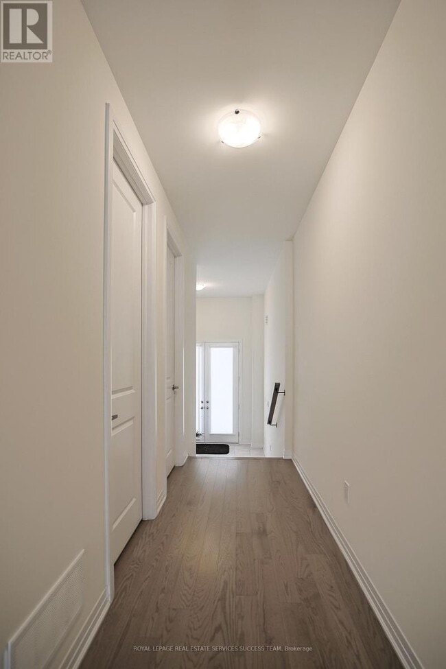 Photo du bâtiment - 58 Conboy Dr