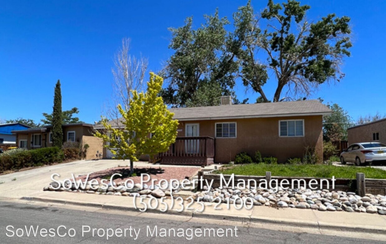 Foto principal - 3 br, 2 bath House - 1152 N Chaco