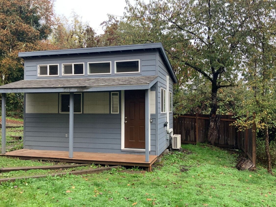 Studio "Tiny Home" in SE Eugene - Studio "Tiny Home" in SE Eugene