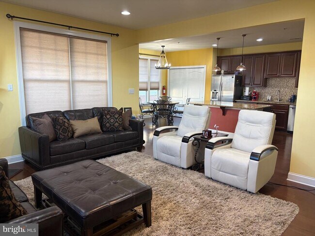 Foto del edificio - 105 Elton Farm Cir