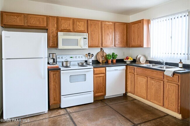 Foto del edificio - 354 W Delano St