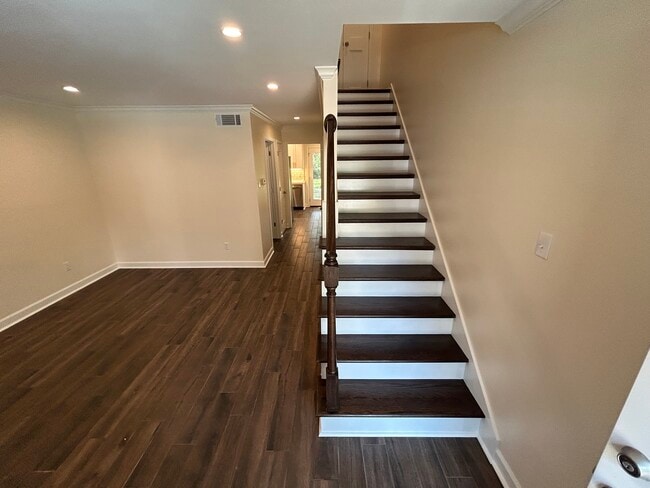 Living Room - 1802 Alden Ln
