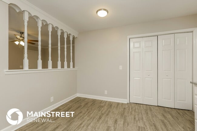 Foto del edificio - 3113 Stoneybrook Cir