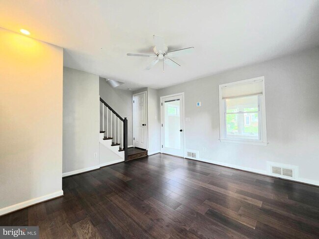 Foto del edificio - 6012 Williamsburg Rd