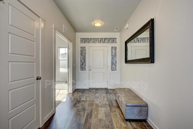 Building Photo - 4930 W Sands Basin Dr