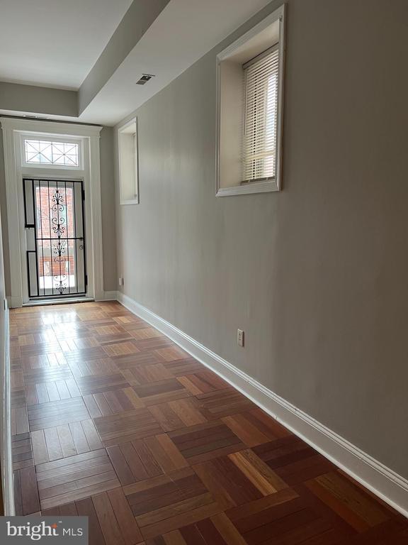 Building Photo - 2319 Eutaw Pl