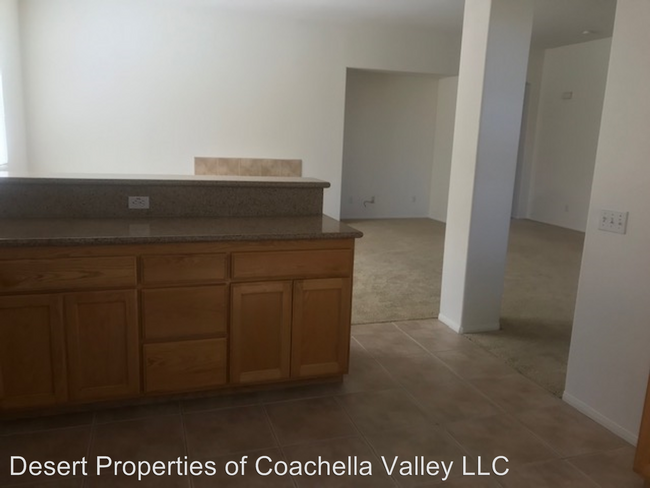 Foto del edificio - 3 br, 3 bath House - 49490 WAYNE STREET