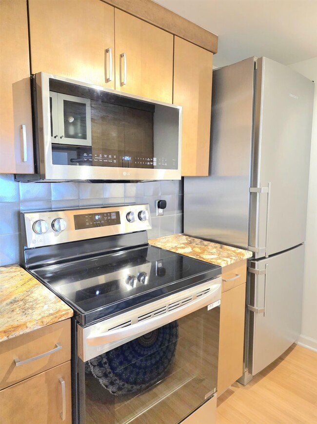 Building Photo - 20 2nd street WASHINGTON St