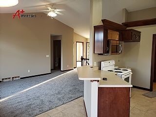 Building Photo - 4308 S Key Ave