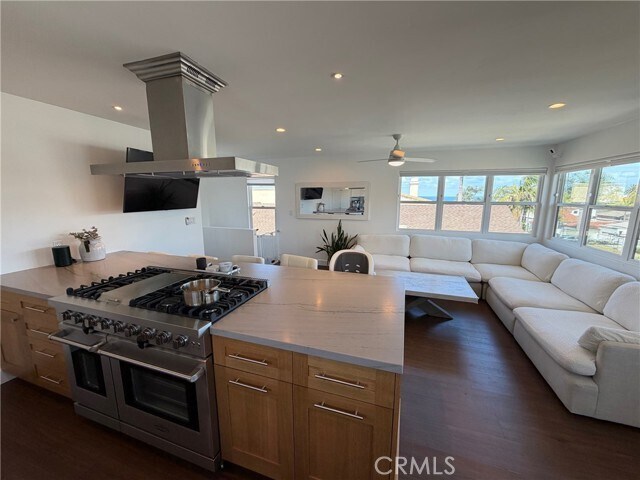 Foto del edificio - 225 Calle Serena