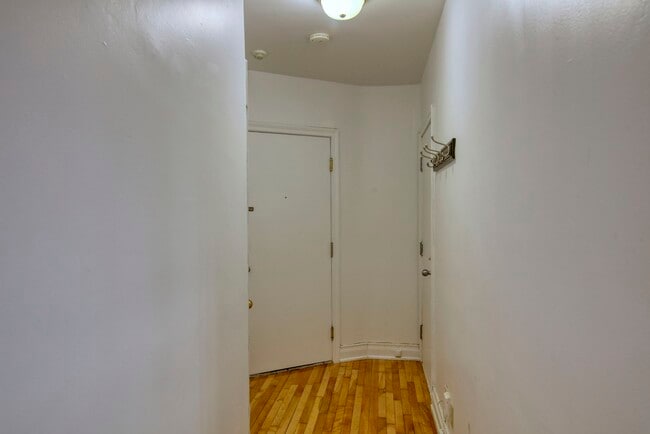 Photo du bâtiment - 3010 Av. Van Horne