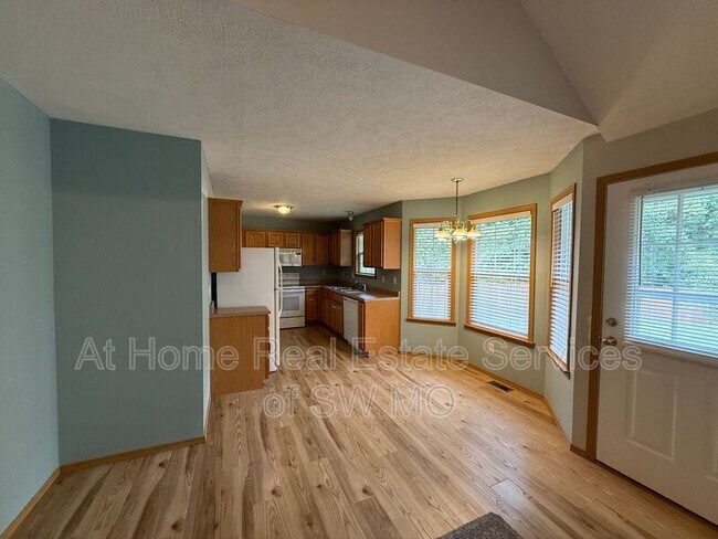 Foto del edificio - 3854 S Keystone Ave