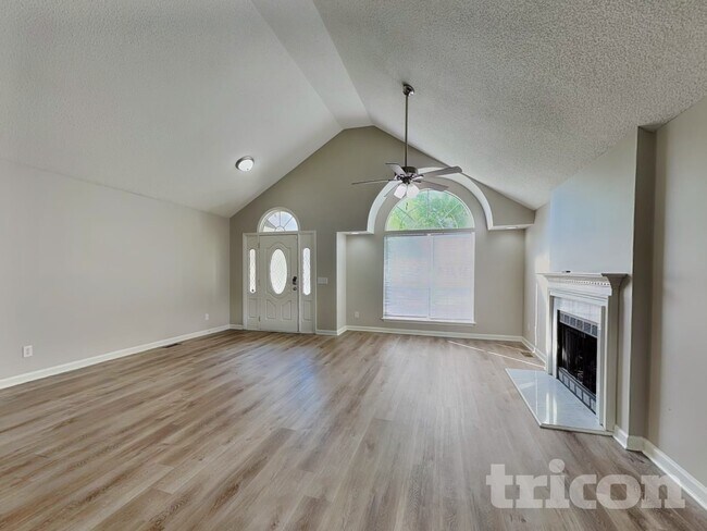 Foto del edificio - 1056 Stirrup Pl NW