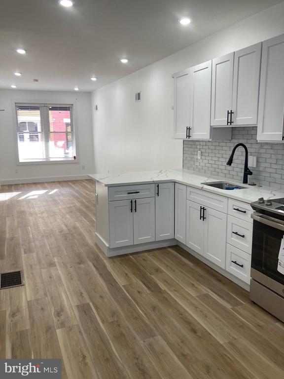 Foto del edificio - 2536 N Spangler St