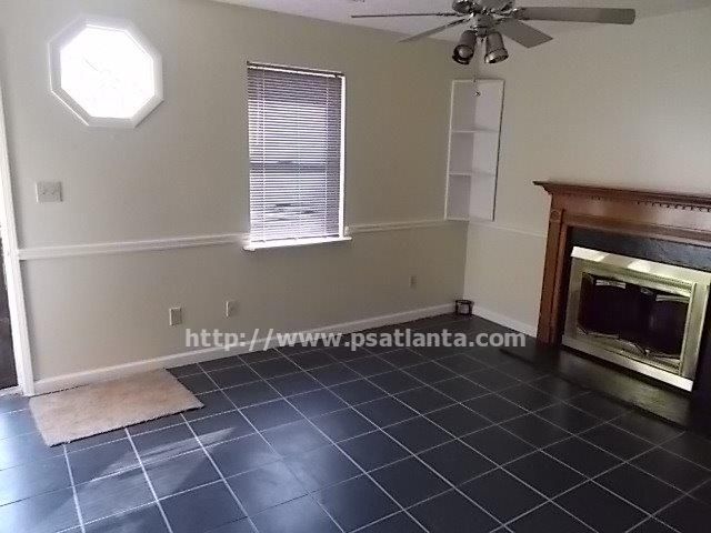Foto del edificio - 2297 Ramblewood Cir