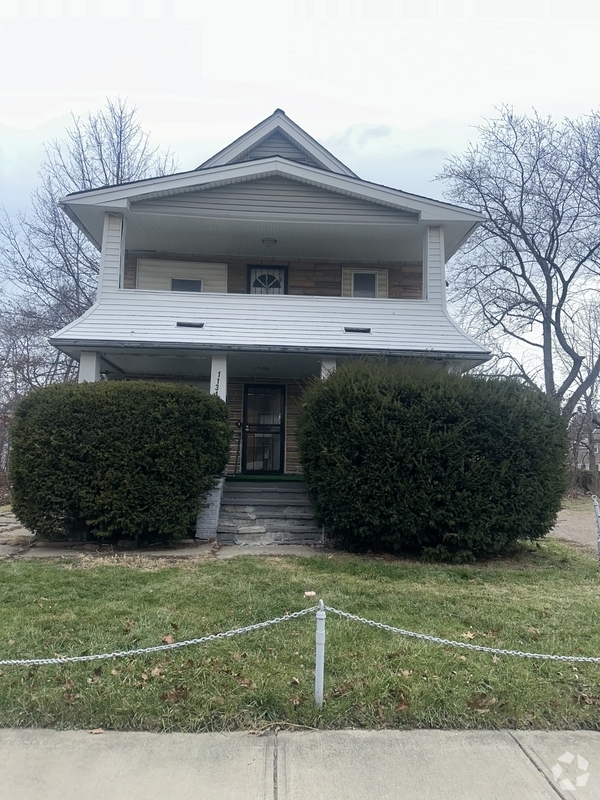 Building Photo - 11313 Continental Ave